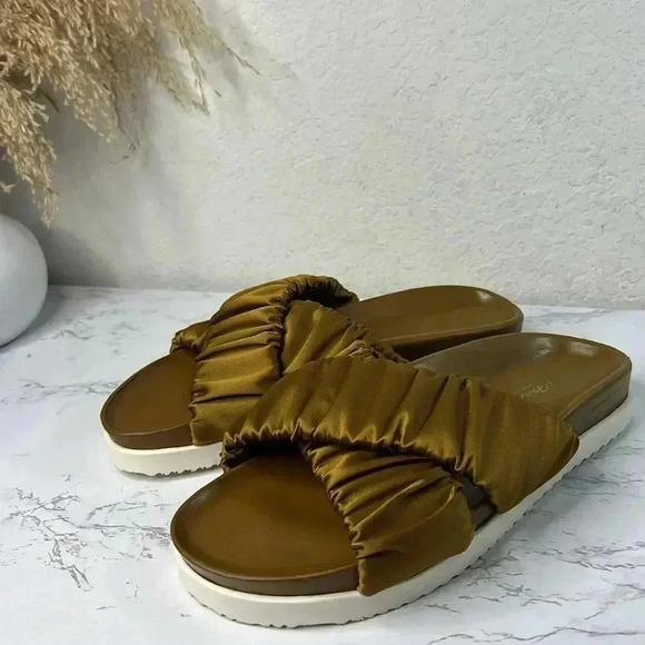 3.1 Phillip Lim Crossover Strap Pool Slides Size 6/37 - Picture 10 of 15